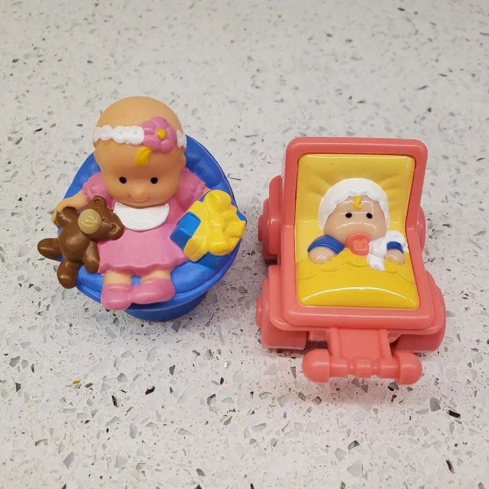 Fisher Price Little People Jewish Hanukkah Baby Girl Teddy Bear Presents RARE